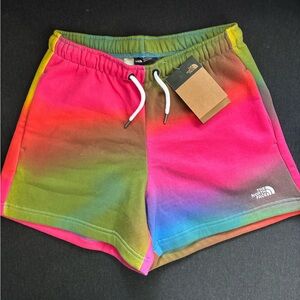 NWT AOP Short, S